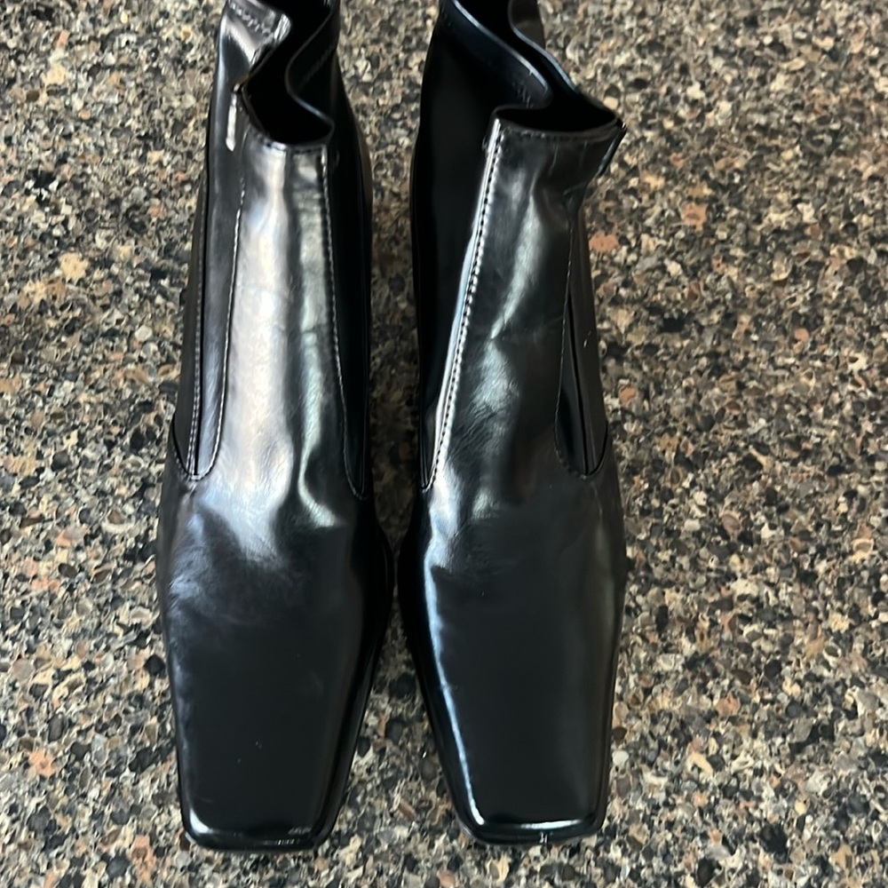 Black Franco Sarto booties in perfect condition size 11